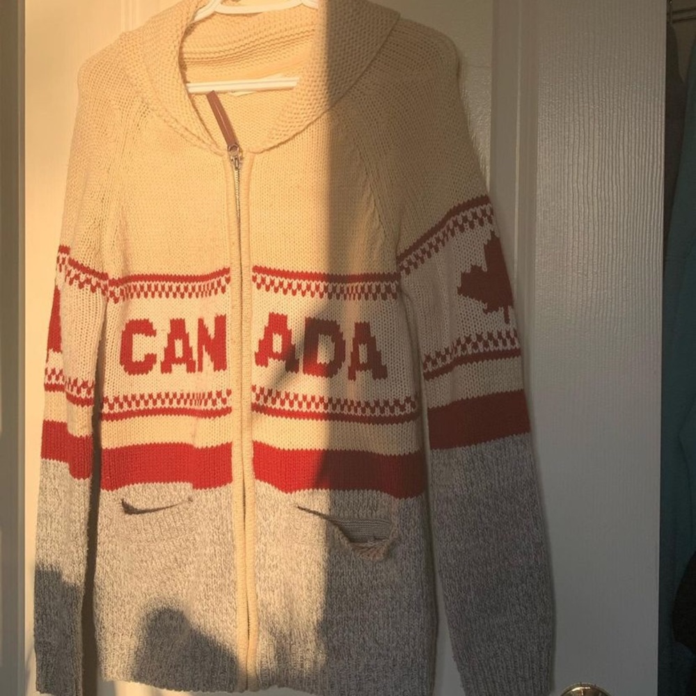 Canada zip up cardigan